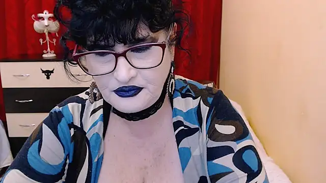 QuuenOfSin live sex cam