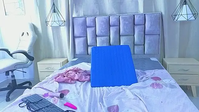 scarlettjohnson_'s cam snapshot