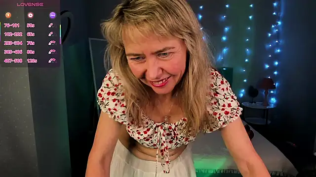 Carla_Vogue's cam snapshot