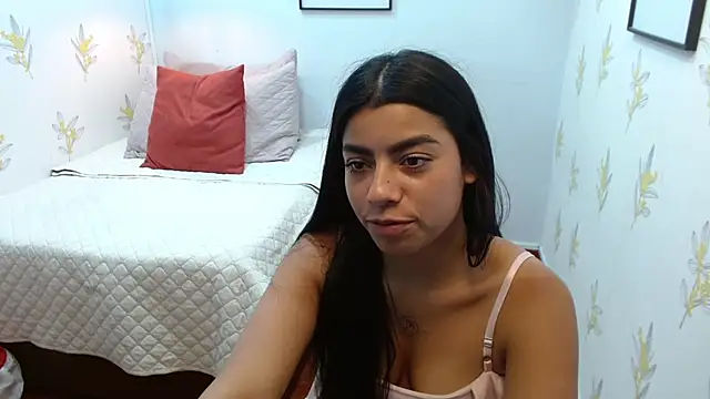 Laia_white's cam snapshot