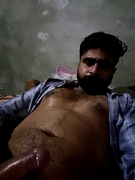 yash7713's cam snapshot