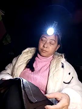 Minnakutew20 live sex cam