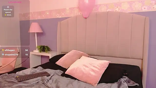 Chloe014_'s cam snapshot