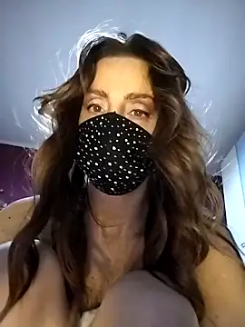 Akemi_rossi live sex cam