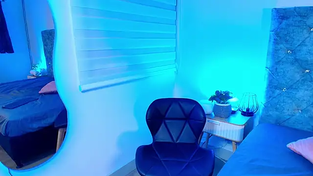 Violetaa_Rose's cam snapshot