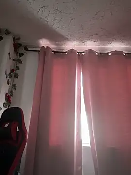 Daphnewalker__'s cam snapshot