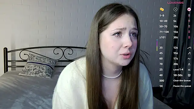 KariDollar's cam snapshot