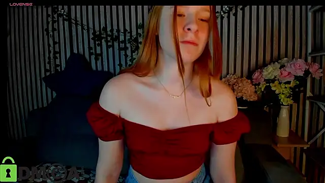 Sally_Ange1's cam snapshot