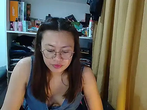 crizzybel's cam snapshot