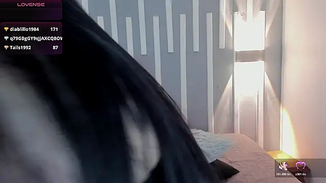 Celestte_beautiful's cam snapshot