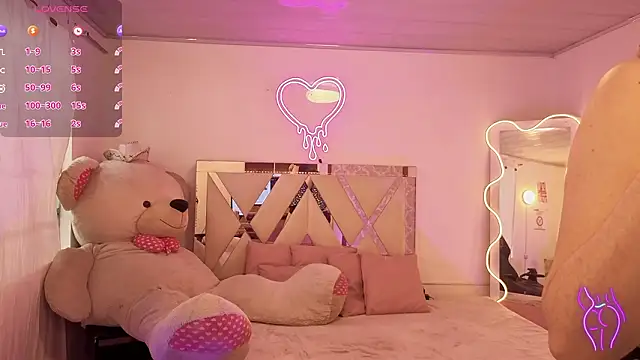 LEAH_TAY's cam snapshot