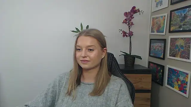 Mysteryerica's cam snapshot