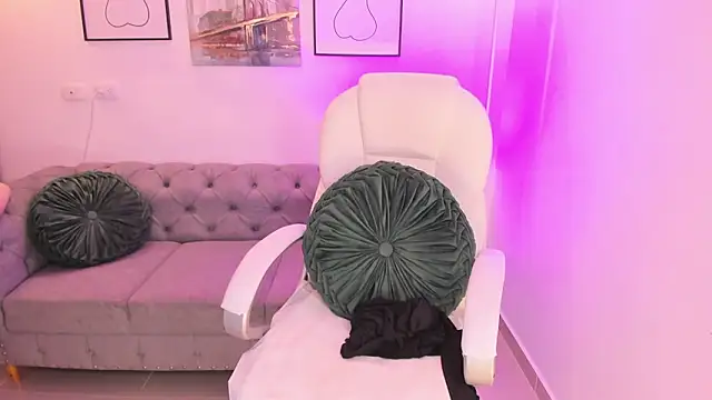 Aida_adams's cam snapshot