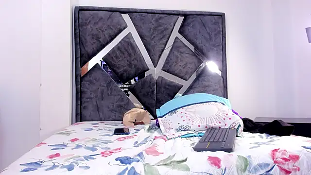 Liam_saint live sex cam