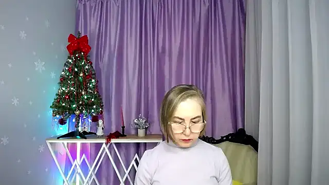 queen_a_n_i's cam snapshot