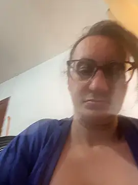 gloria7v05's cam snapshot