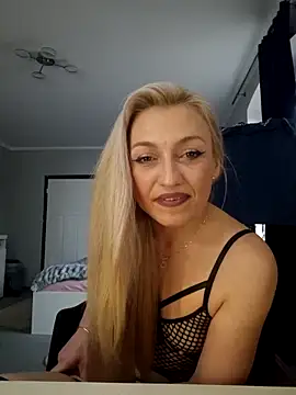 CoMiZrobiszJakMnieZlap666's cam snapshot