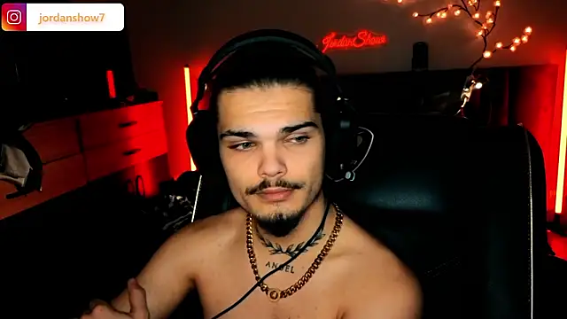 JordanShow's cam snapshot