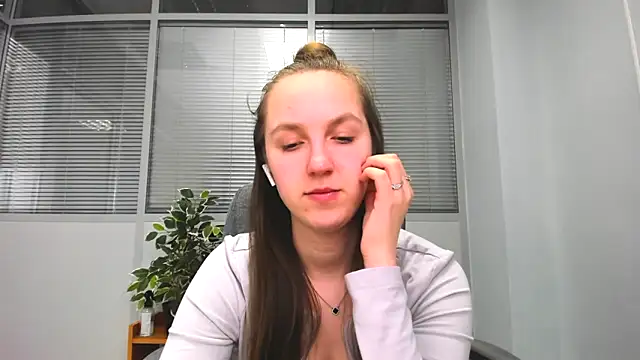 Nesie-Stoun's cam snapshot