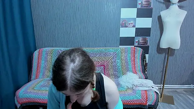 pa1e_pr1ncess's cam snapshot