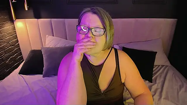 Shannonshine live sex cam