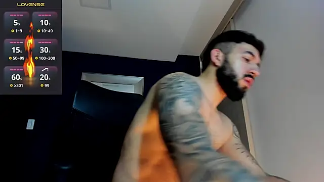 MarkWalker__'s cam snapshot