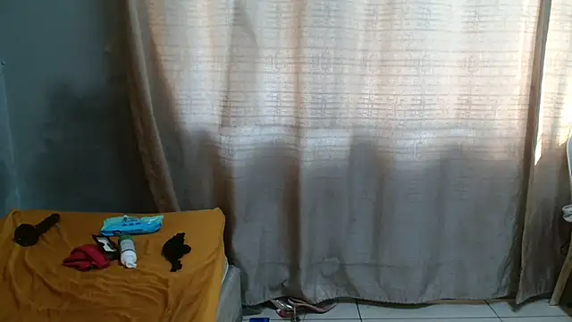 curvydarckcohocolate's cam snapshot