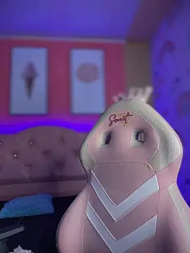 Sasha-18's cam snapshot