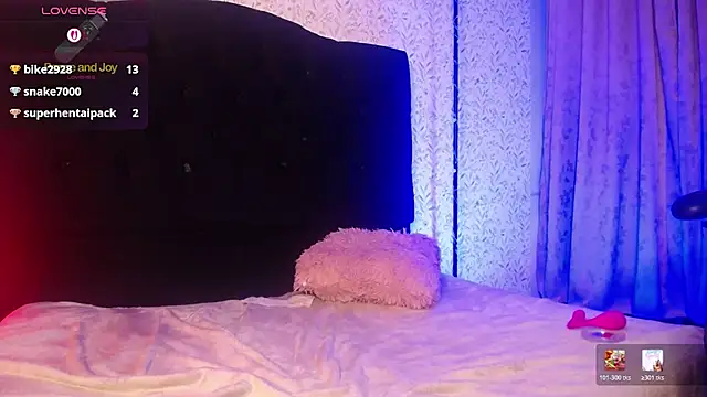 Noise_Lux33's cam snapshot