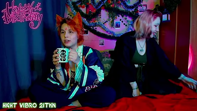 TrickyKitsune live sex cam