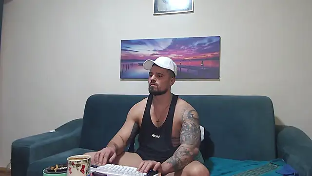 Tiberius_hunk live sex cam