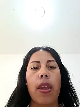 _andrea30 live sex cam