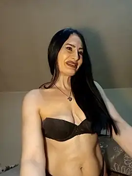 EveeRose live sex cam