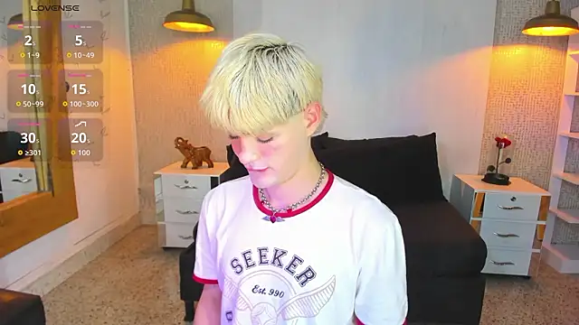 VladHellsing4 live sex cam