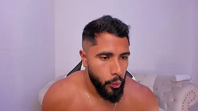 Santiago_huntt live sex cam