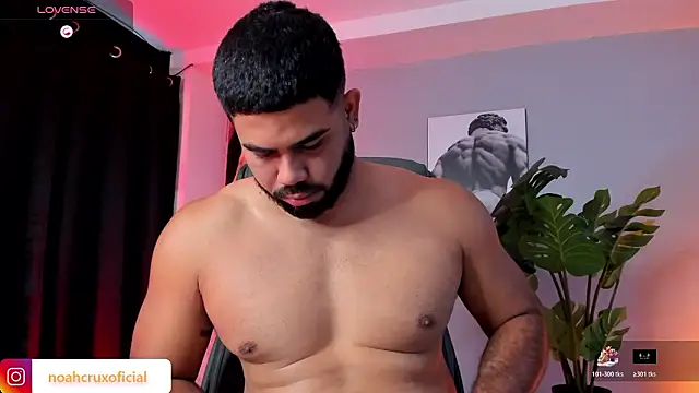 noah_crux live sex cam