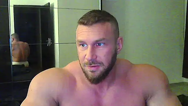 muscularkevin live sex cam