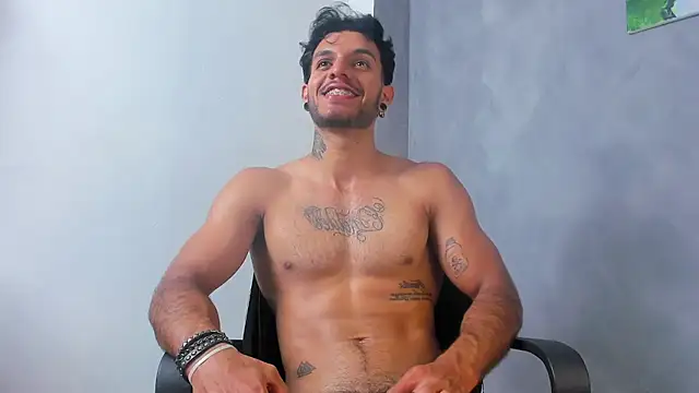 JuanBlade live sex cam