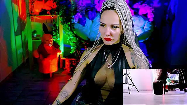 MonicaMaxwel's cam snapshot