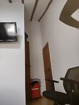 tata_sanz_ live sex cam