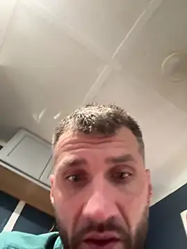 sexyhotstud12 live sex cam