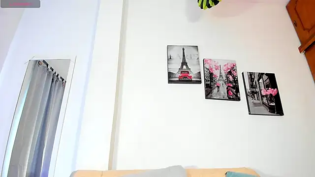 PauleteW10's cam snapshot