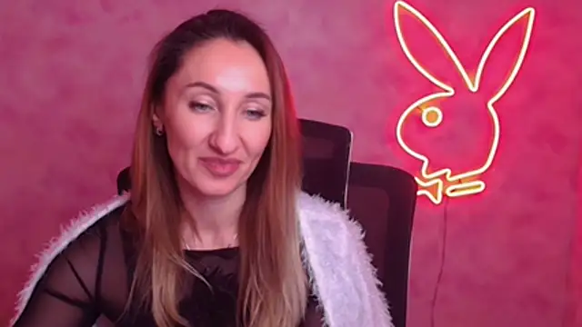 Diana_Sweeet_'s cam snapshot