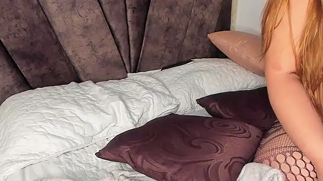 zoe_hugeboobs's cam snapshot