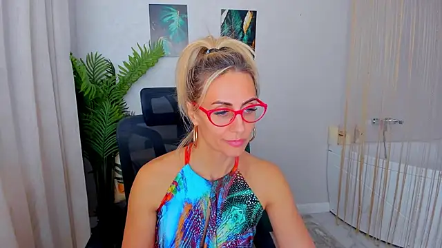 MuseOfStage's cam snapshot