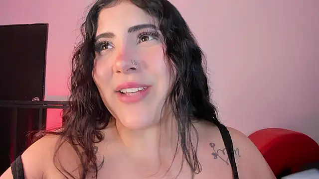 AmberiniHoffman live sex cam