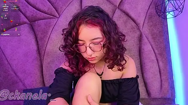 Kanela_miller_'s cam snapshot