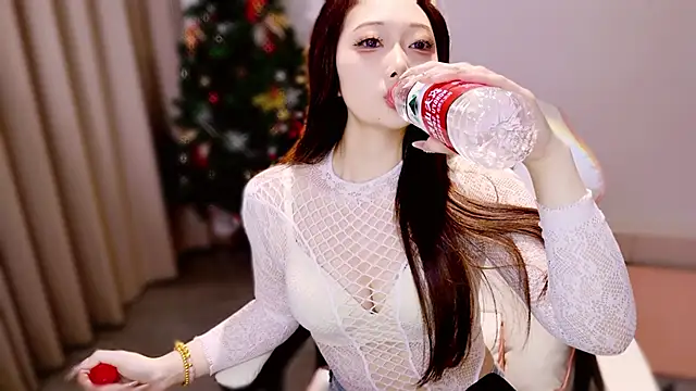 luna-168's cam snapshot