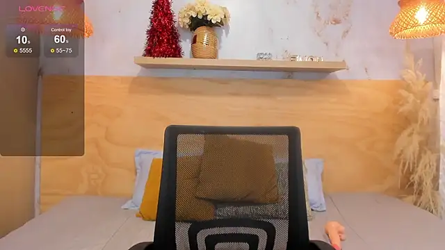 Lasira_Thill's cam snapshot