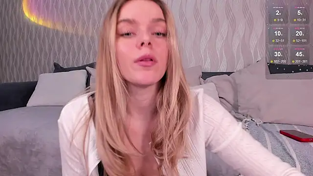 CharliSweet's cam snapshot